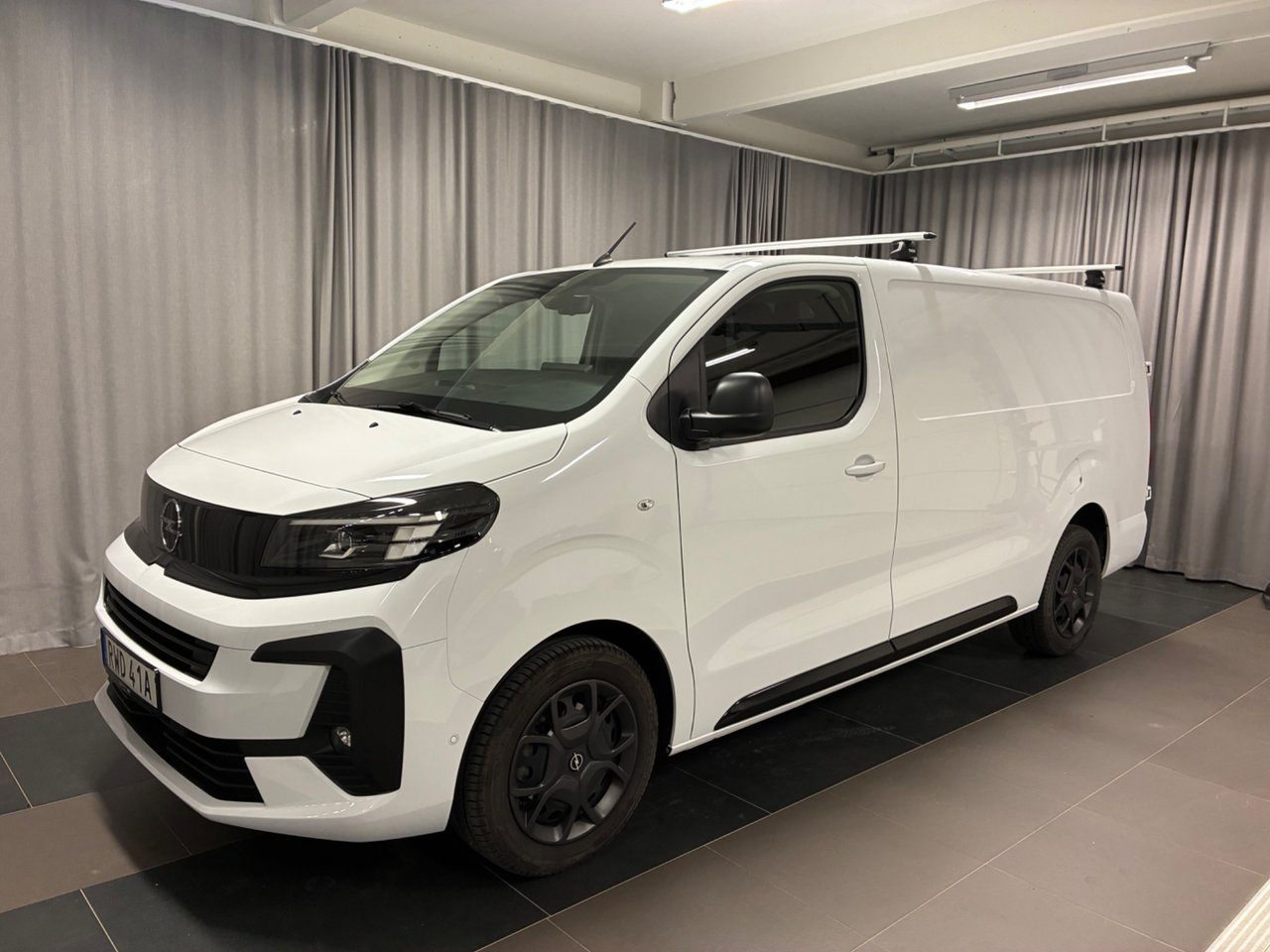 Opel Vivaro L3 ELIT 180 hk AU...