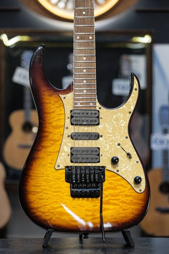 2009 Ibanez RG350QM-ATB Stand...