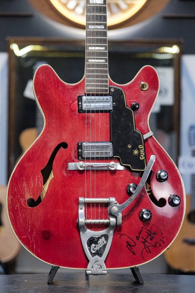 1967 Guild Starfire V cherry