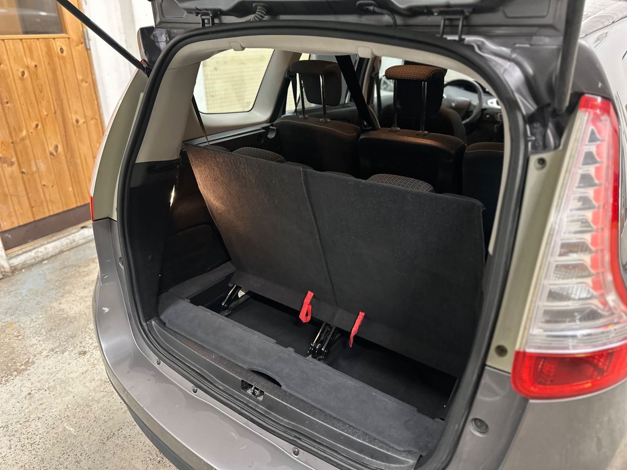 Renault Grand Scénic 1.9 dCi Manuell, 130hk, 2010