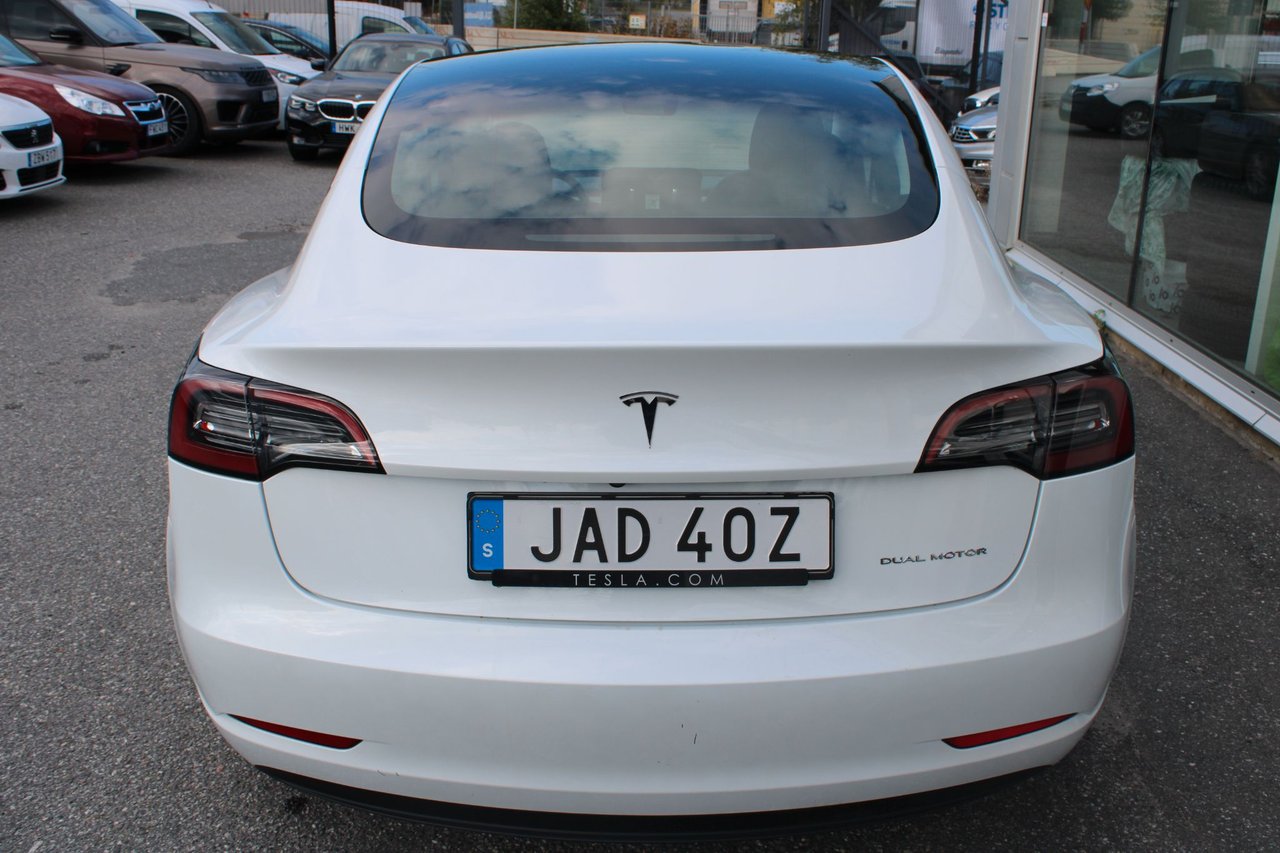 Tesla Model 3 Long Range AWD, 440ps, 2023