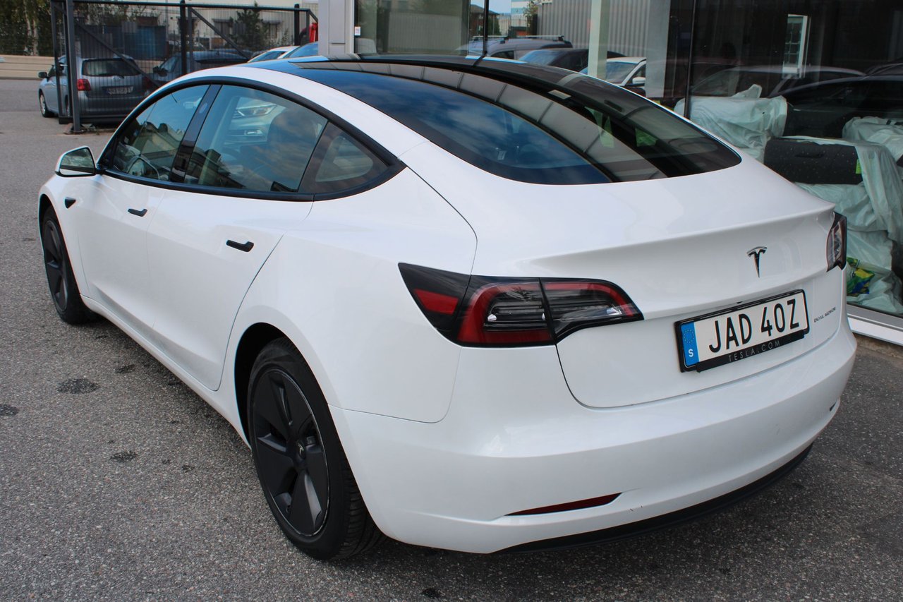 Tesla Model 3 Long Range AWD, 440ps, 2023