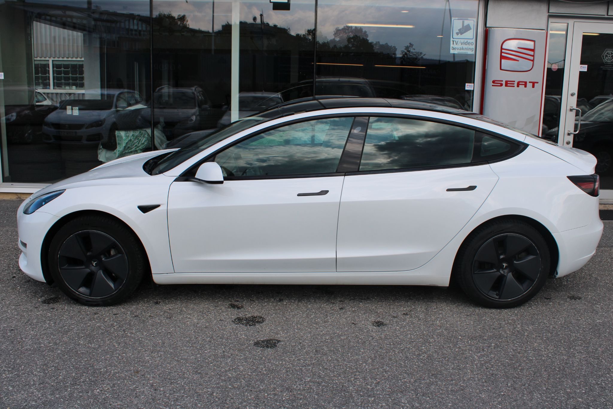 Tesla Model 3 Long Range AWD, 440ps, 2023