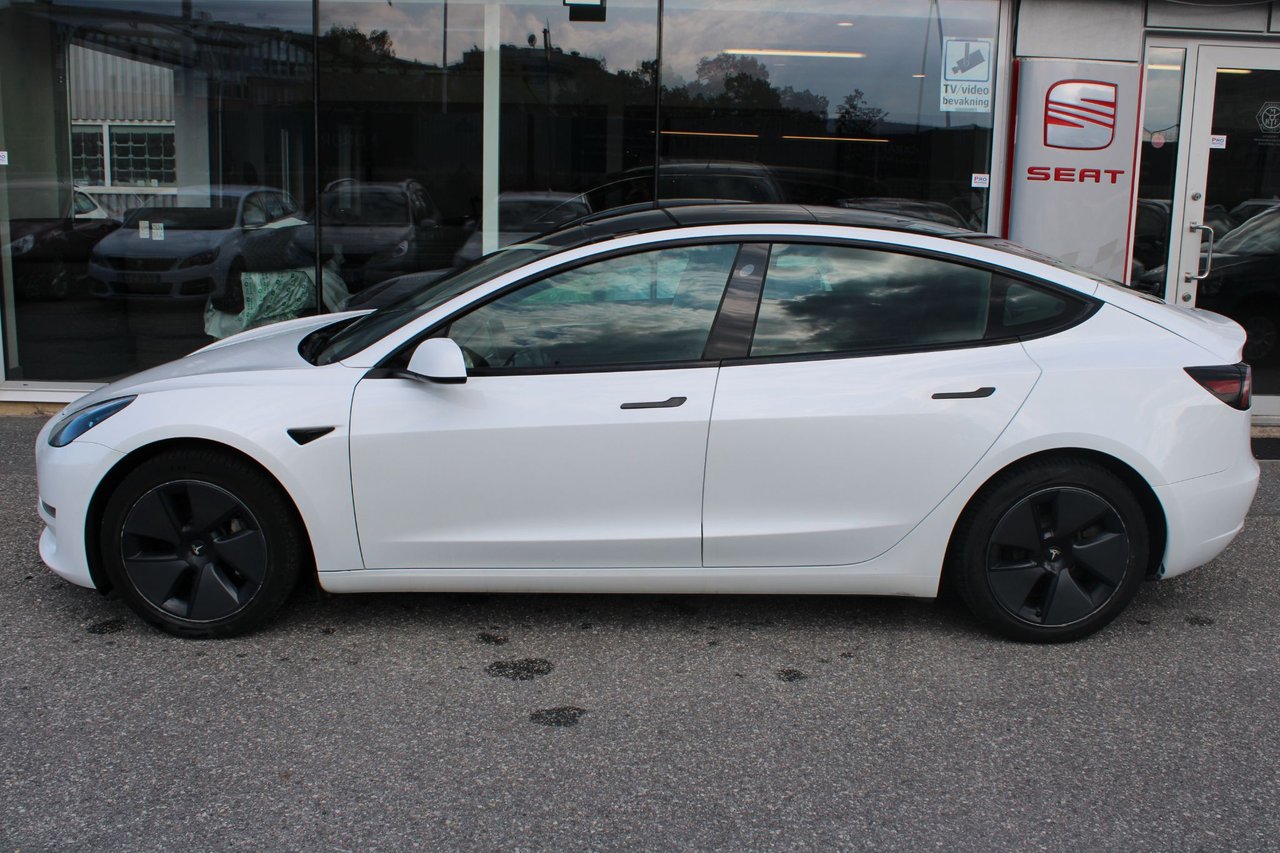 Tesla Model 3 Long Range AWD, 440ps, 2023