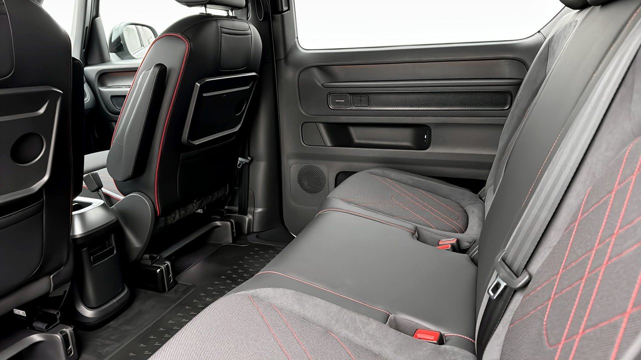 Volkswagen ID. Buzz GTX LWB, 340hp, 2025