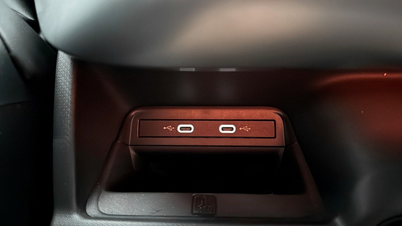 Volkswagen ID. Buzz GTX LWB, 340hp, 2025