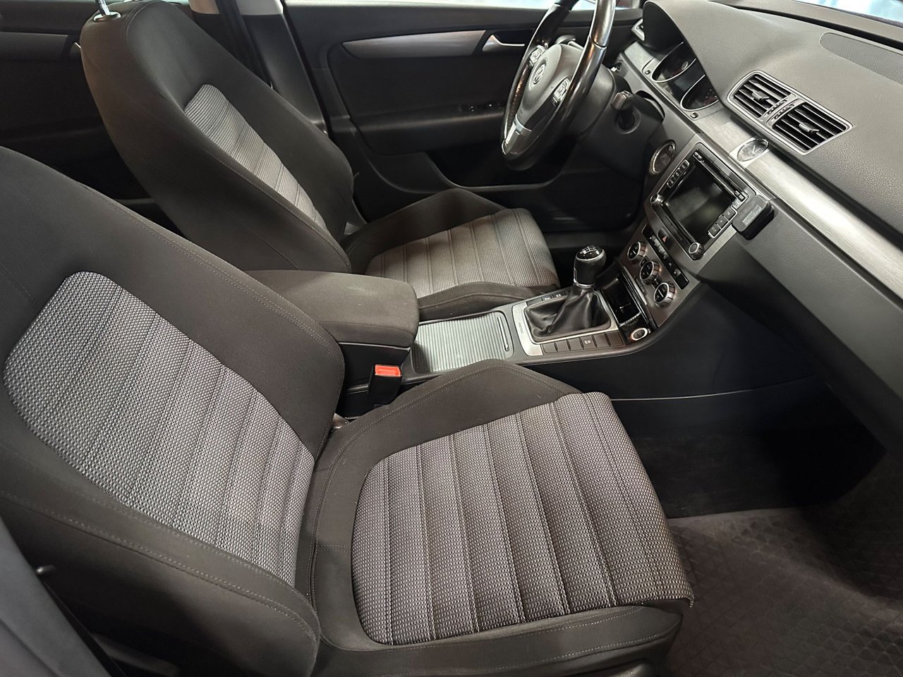 Volkswagen Passat Variant 2.0 TDI DPF BMT 4Motion Manuell, 140hk, 2015