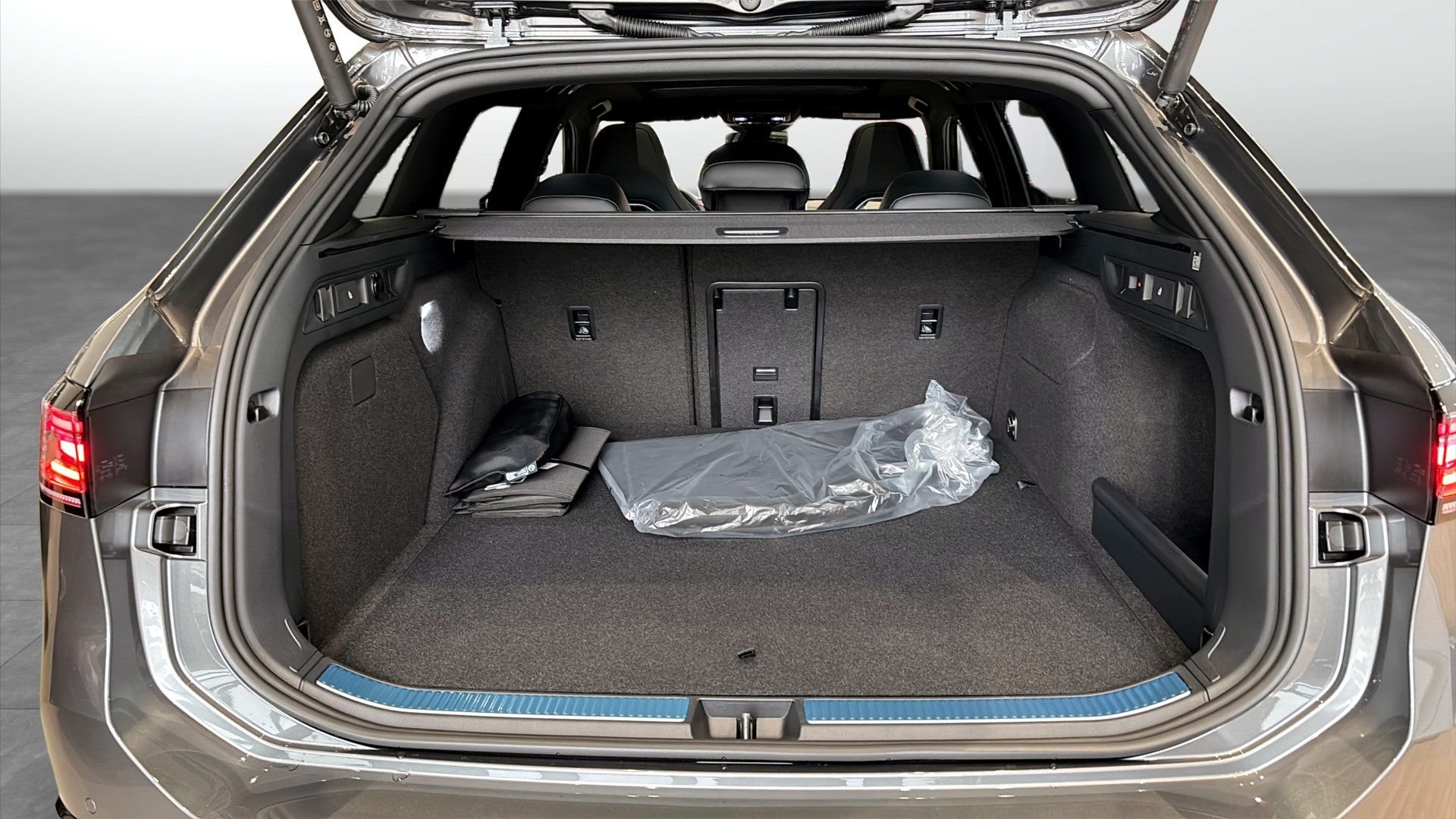 Volkswagen Passat Variant eHybrid 1.5 TSI OPF DSG Sequential, 272hp, 2026