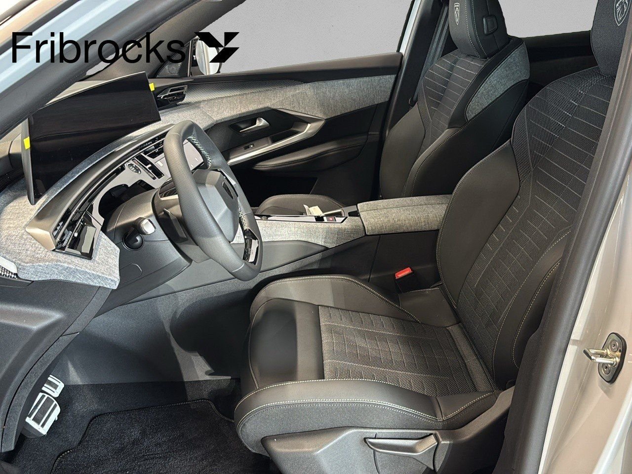 Peugeot 3008 HYBRID 136 e-DSC, 136hp, 2025