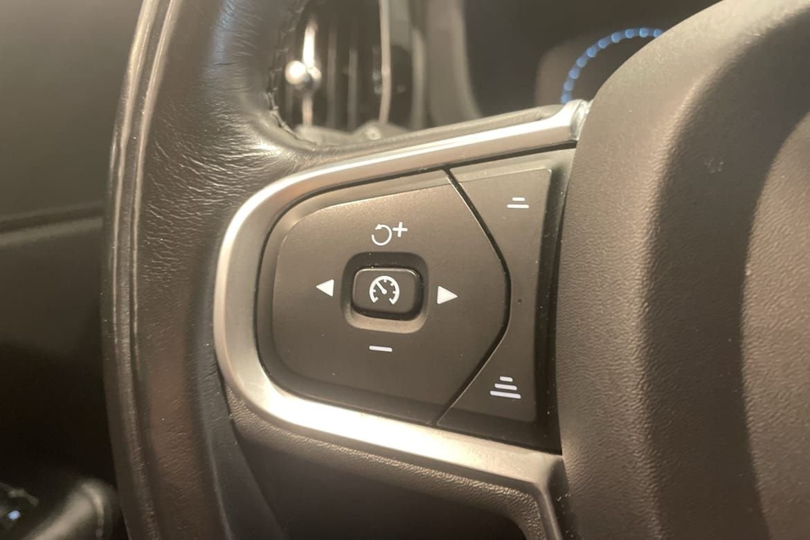 Volvo XC60 B4 AWD Geartronic, 197hk, 2020