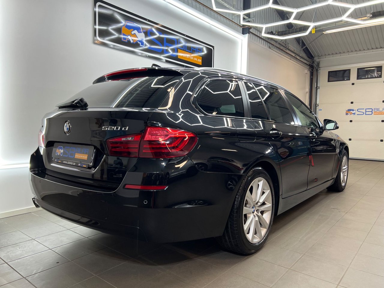BMW 520d xDrive Touring Steptronic, 190hp, 2015