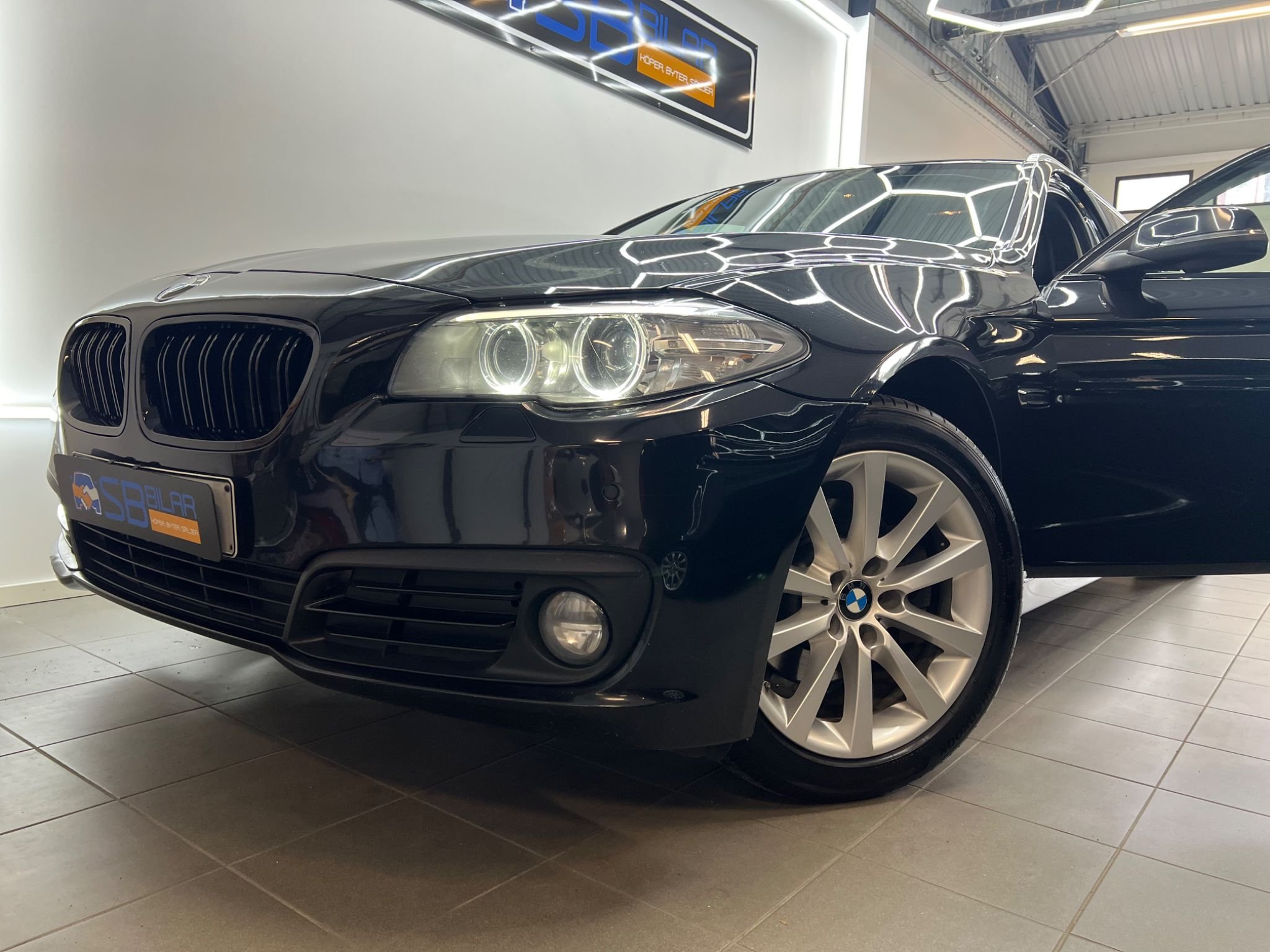 BMW 520d xDrive Touring Steptronic, 190hp, 2015