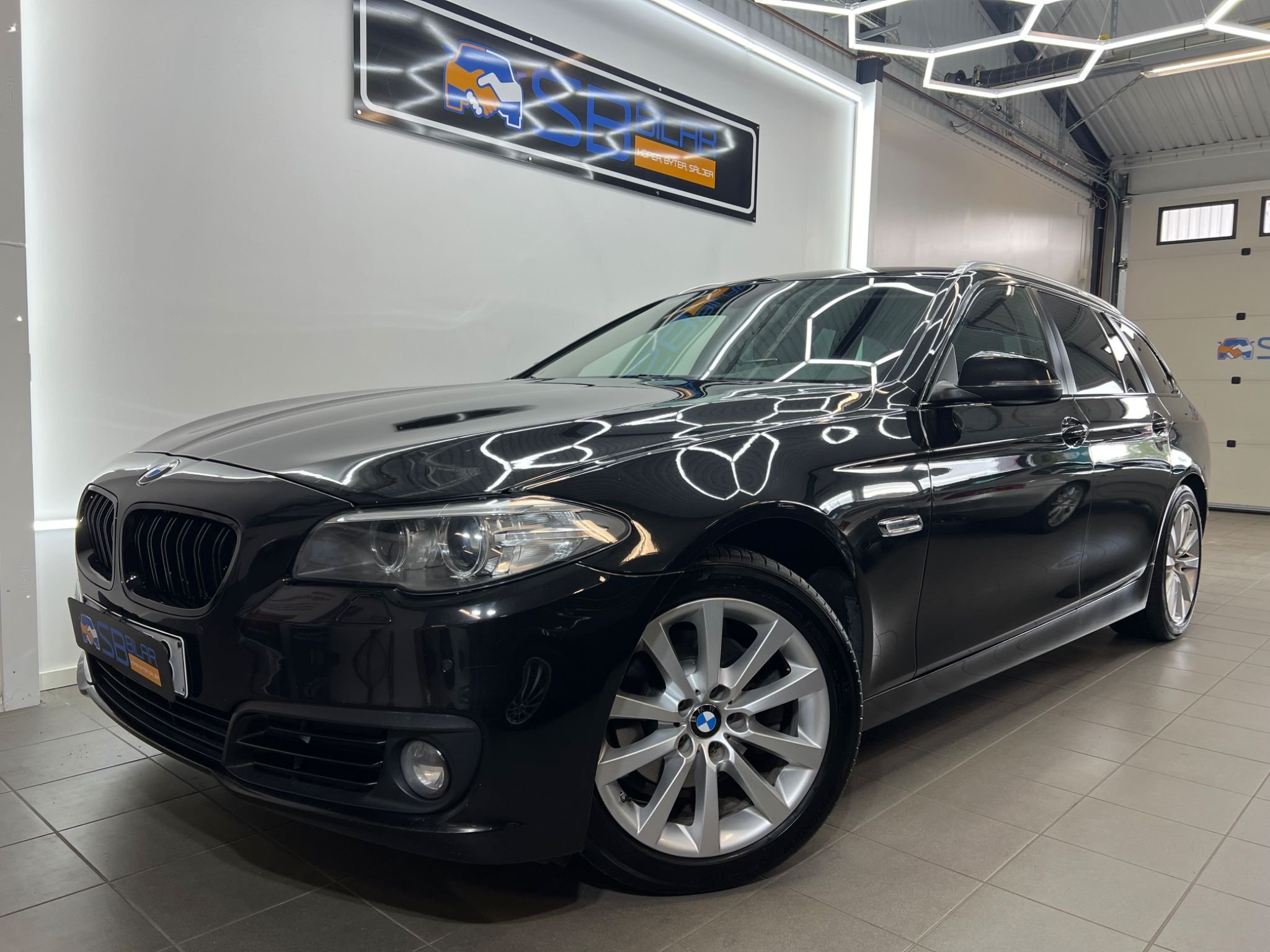 BMW 520d xDrive Touring Steptronic, 190hp, 2015
