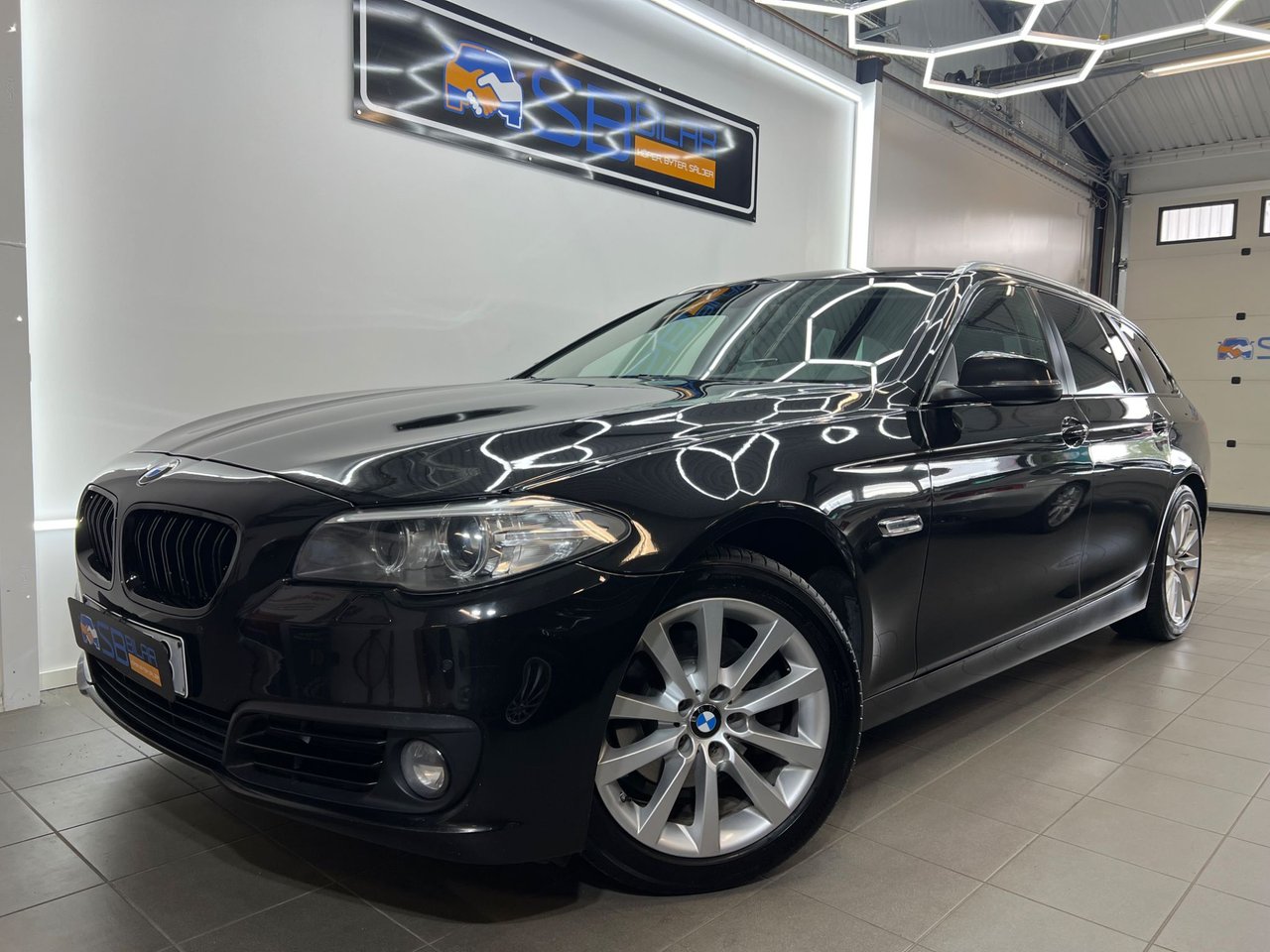 BMW 520d xDrive Touring Steptronic, 190hp, 2015