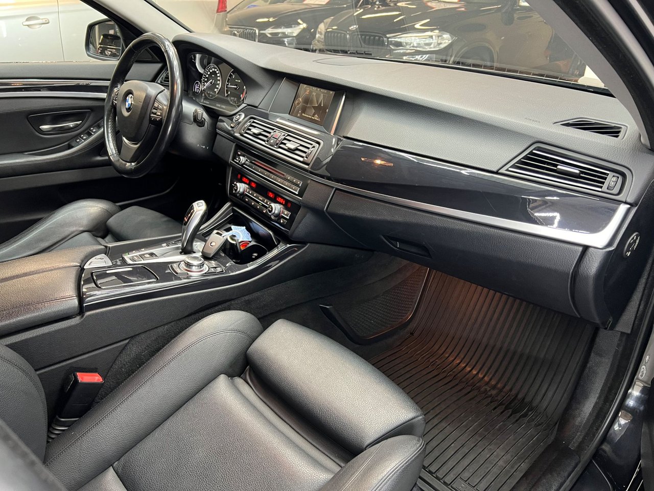 BMW 520d xDrive Touring Steptronic, 190hp, 2015