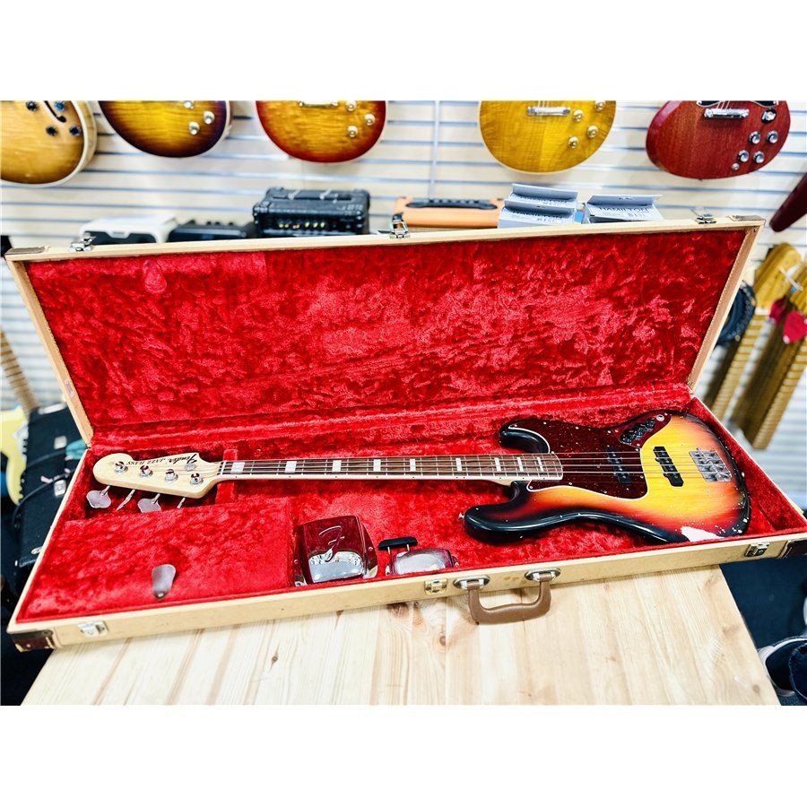 Fender Jazz Bass 1968 – Sunbu...