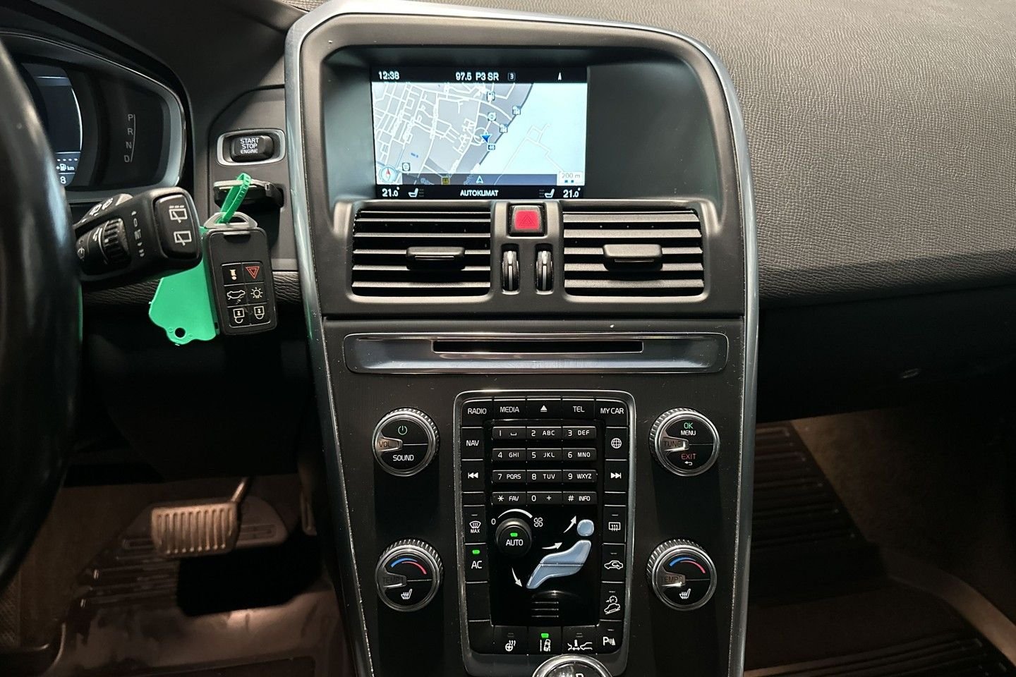 Volvo XC60 D5 AWD Geartronic, 215hp, 2015