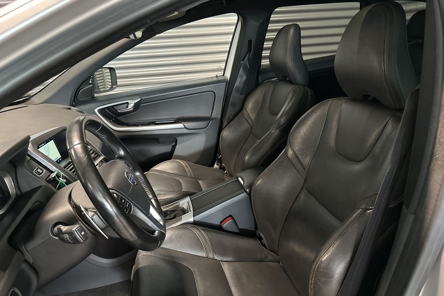 Volvo XC60 D5 AWD Geartronic, 215hp, 2015