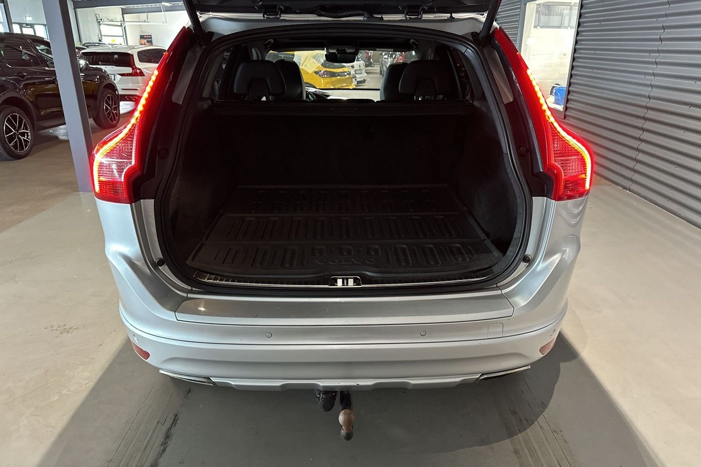 Volvo XC60 D5 AWD Geartronic, 215hp, 2015