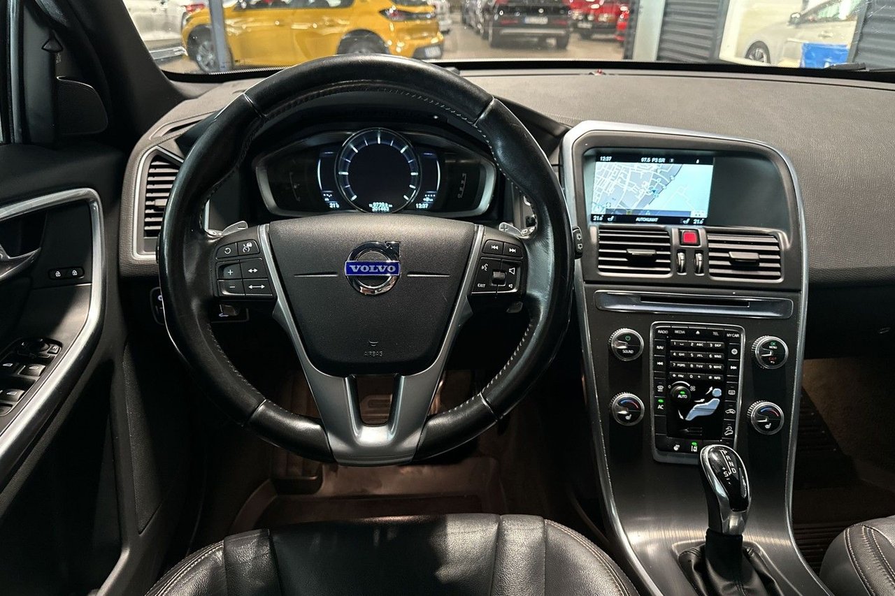 Volvo XC60 D5 AWD Geartronic, 215hp, 2015