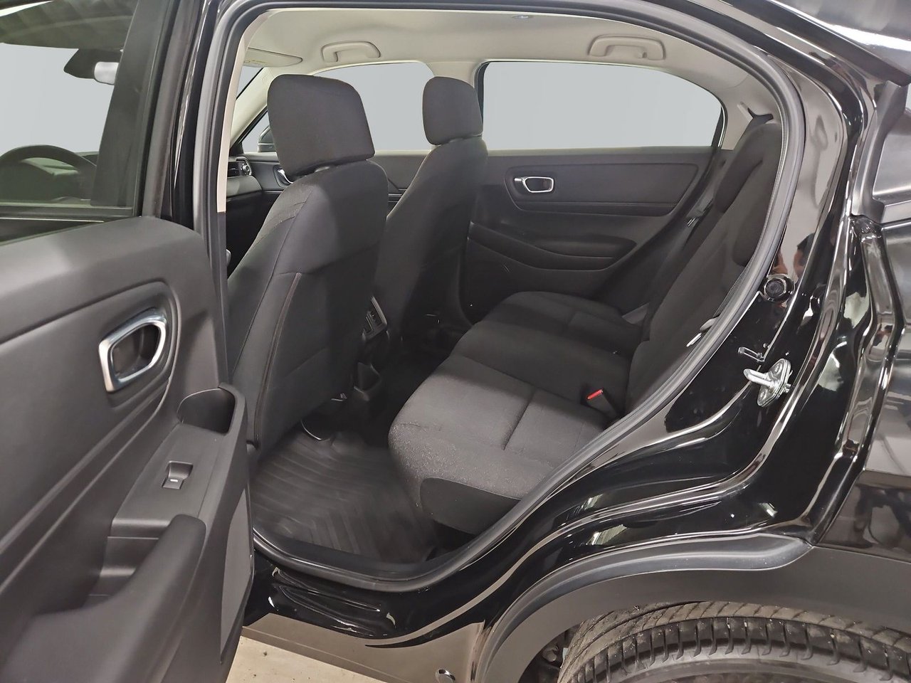 Honda HR-V e:HEV 1.5 i-MMD e-CVT, 146hk, 2023