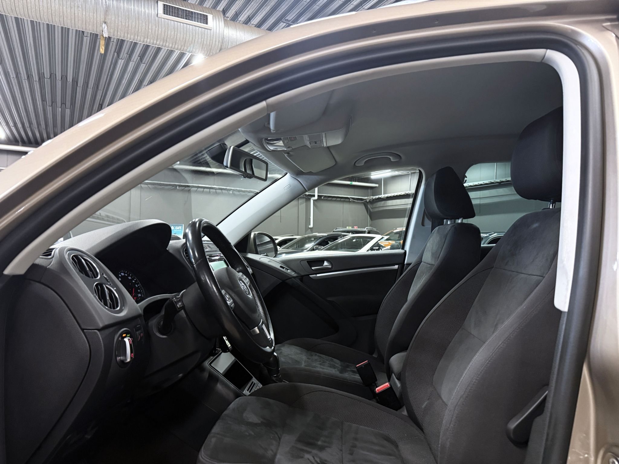 Volkswagen Tiguan 2.0 TDI DPF BMT 4Motion DSG Sekventiell, 177hk, 2014