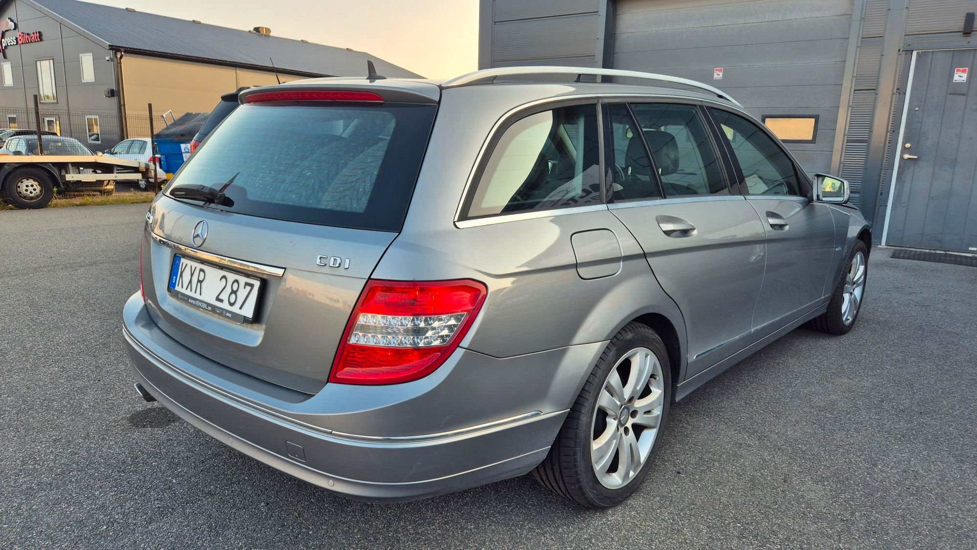 Mercedes-Benz C 220 T CDI BlueEFFICIENCY 5G-Tronic, 170ps, 2011