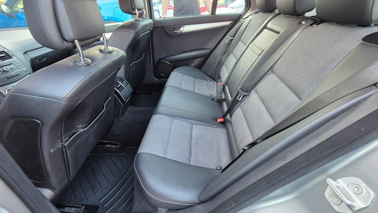 Mercedes-Benz C 220 T CDI BlueEFFICIENCY 5G-Tronic, 170ps, 2011