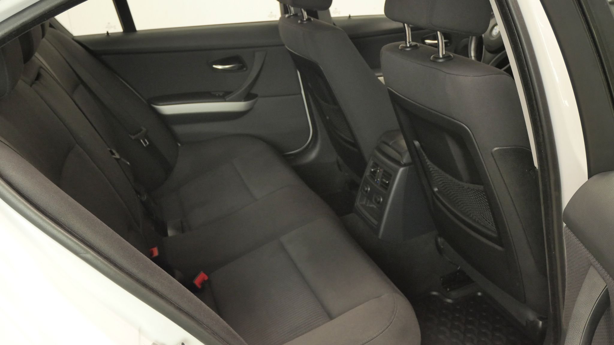 BMW 325i Sedan Manuell, 6-trinn, 218ps, 2010