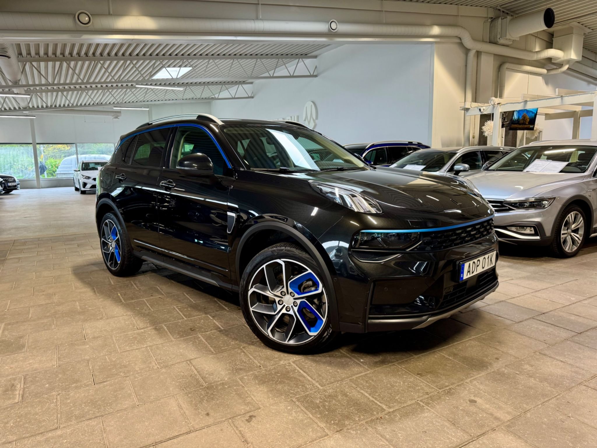 Lynk & Co 01 PHEV DCT, 261hp, 2021