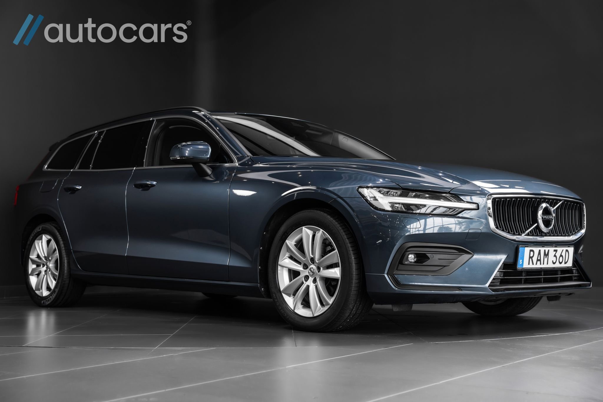 Volvo V60 B4 Geartronic, 197hp, 2022