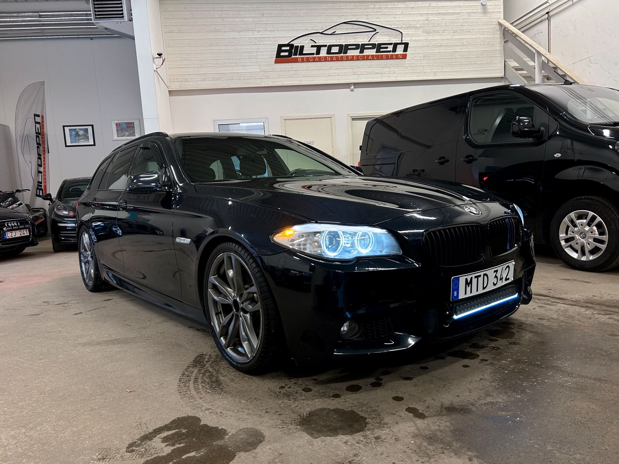 BMW 520d Touring Steptronic, 184hk, 2012