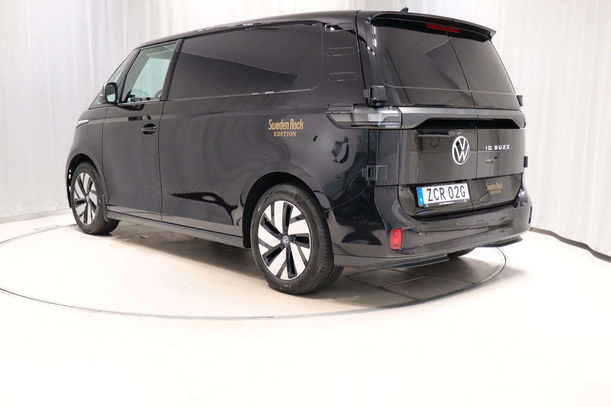 Volkswagen ID. Buzz Cargo 82 kWh, 204ps, 2024