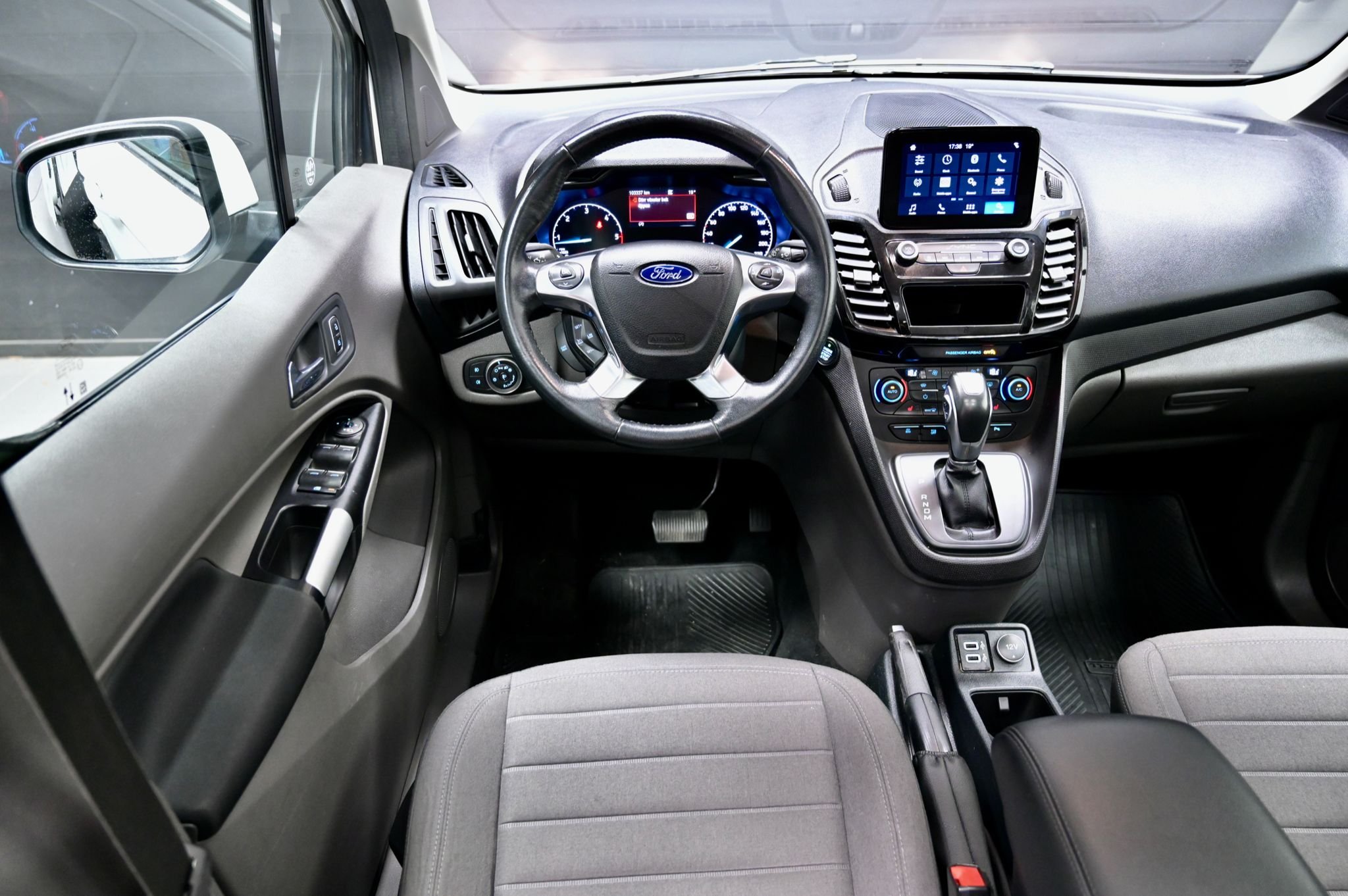 Ford Grand Tourneo Connect 1.5 EcoBlue SelectShift, 120hk, 2019