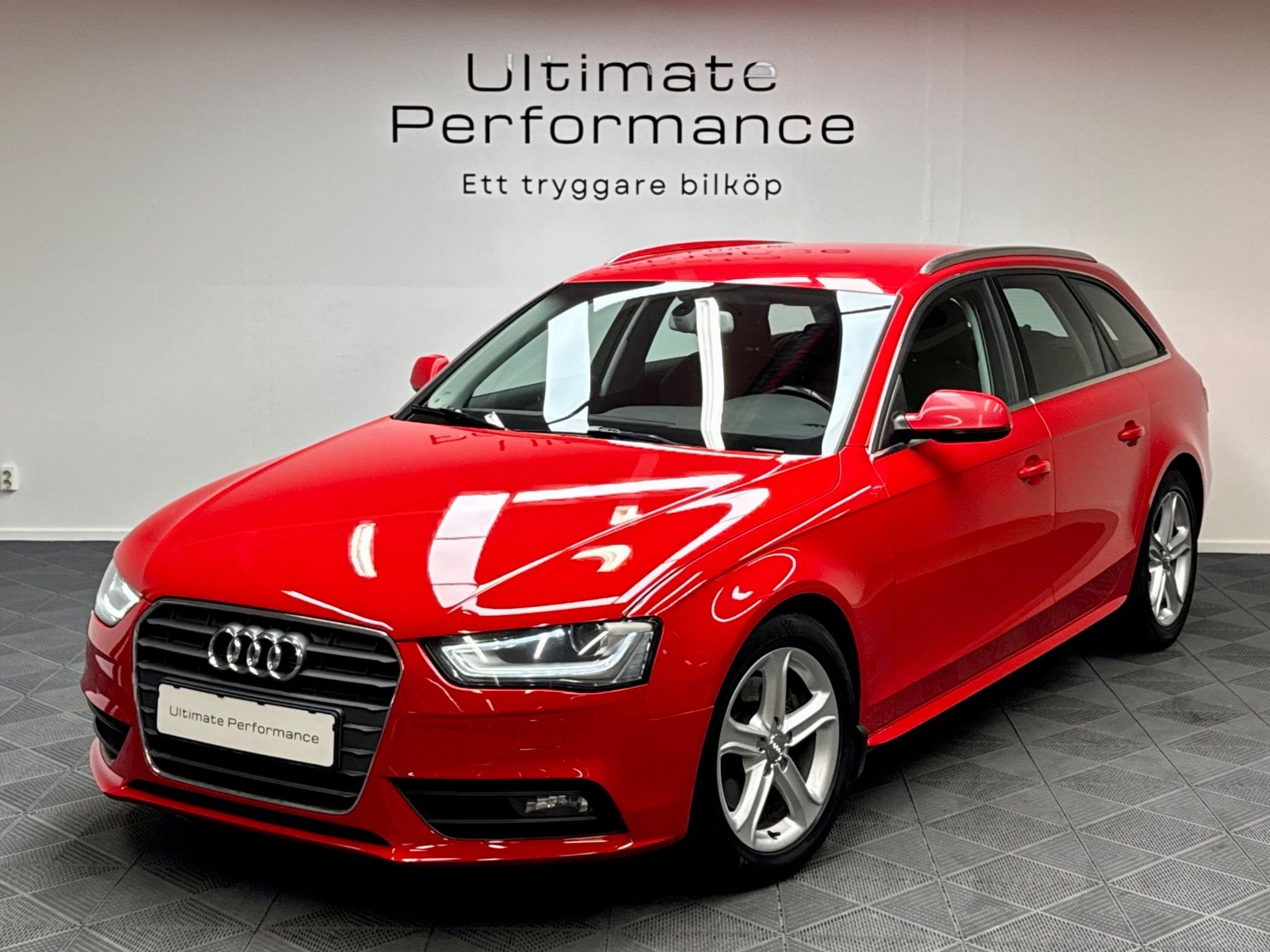 Audi A4 Avant 2.0 TDI DPF Multitronic, 143hk, 2013
