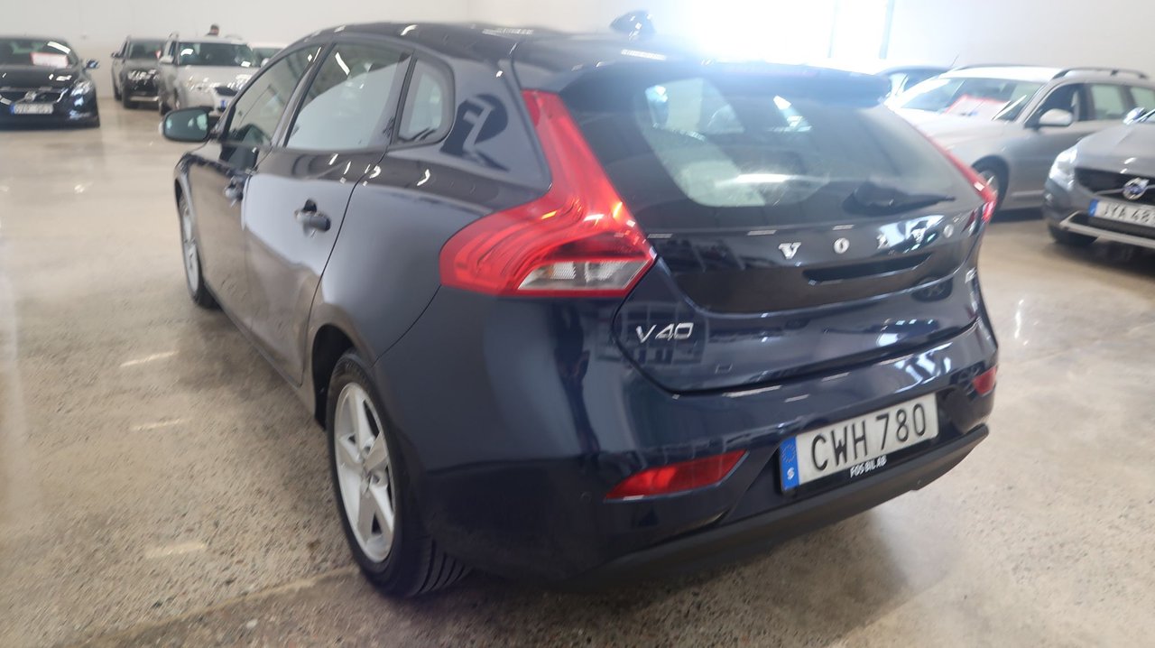 Volvo V40 D2 Manuell, 6-trinn, 115ps, 2015