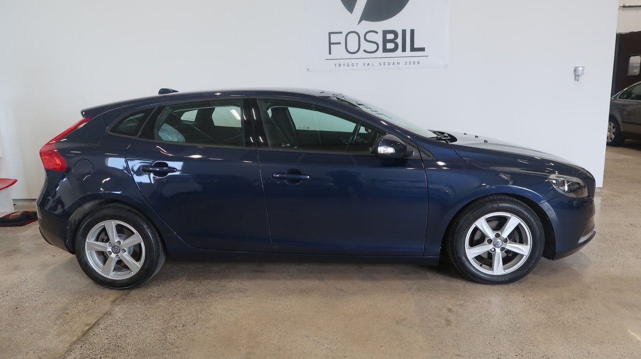 Volvo V40 D2 Manuell, 6-trinn, 115ps, 2015