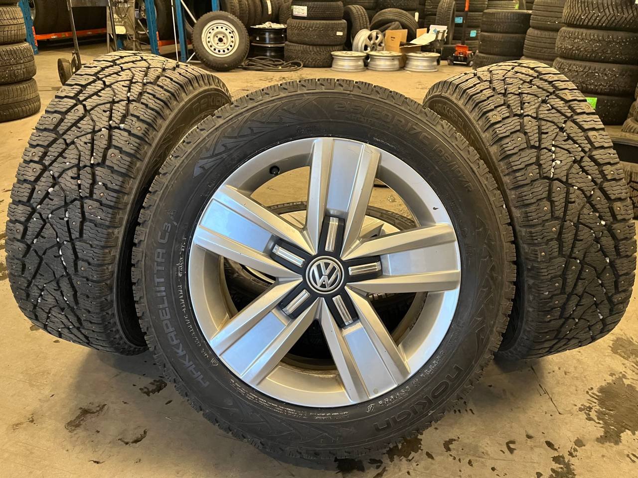 Vw Transporter, Crafter, däck...