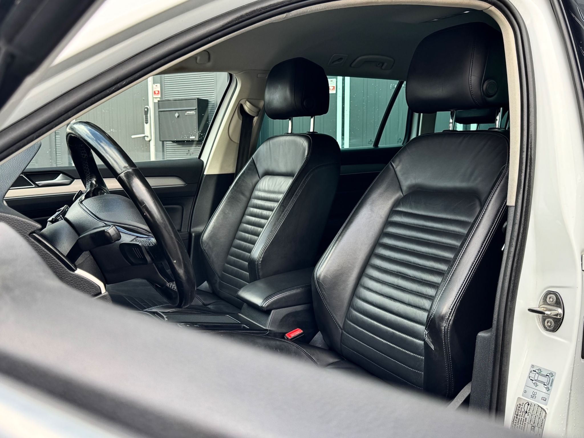 Volkswagen Passat Sportscombi 2.0 TDI DPF SCR BMT 4Motion DSG Sekventiell, 190hk, 2017