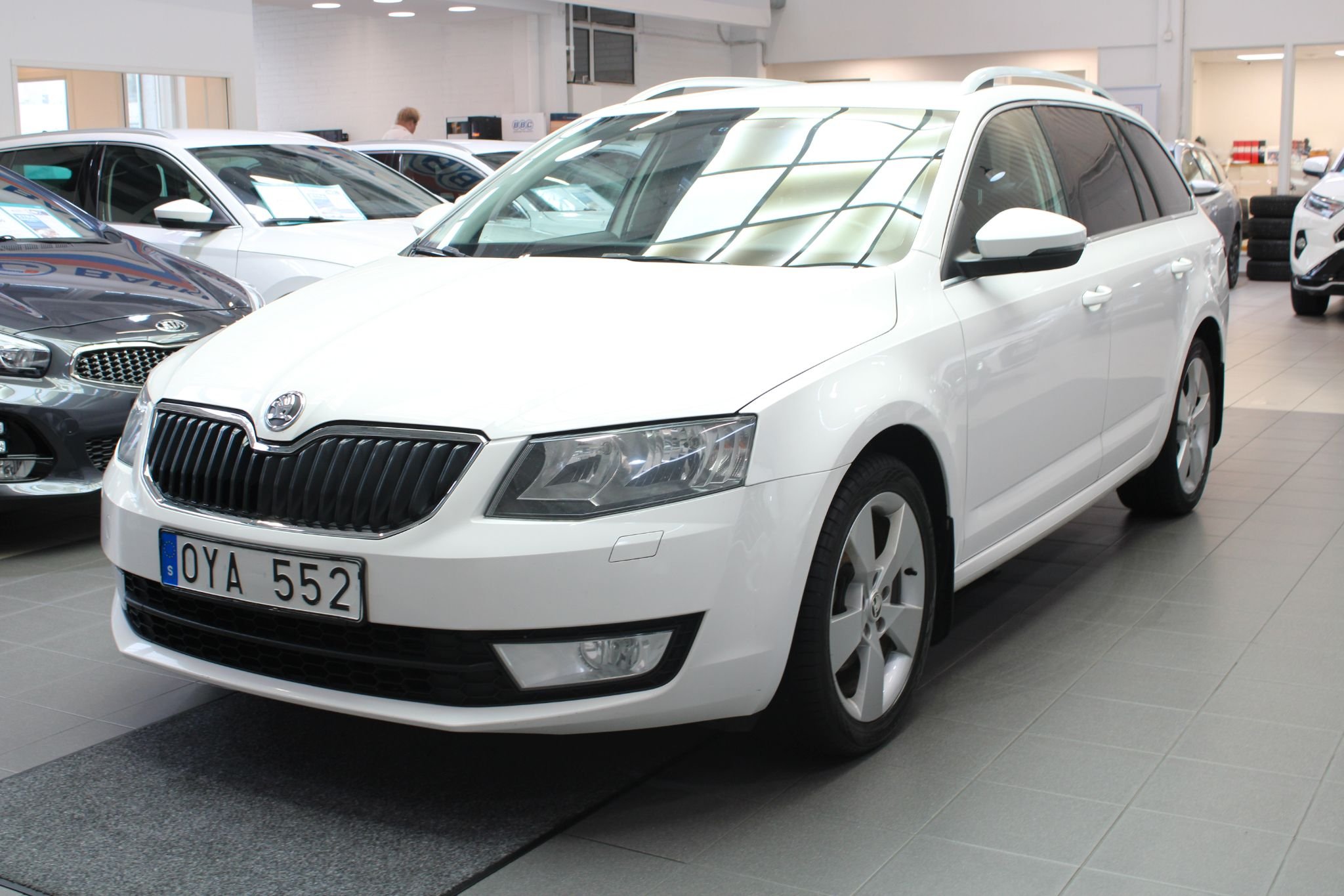 Škoda Octavia Combi 1.2 TSI Manual, 105hp, 2014