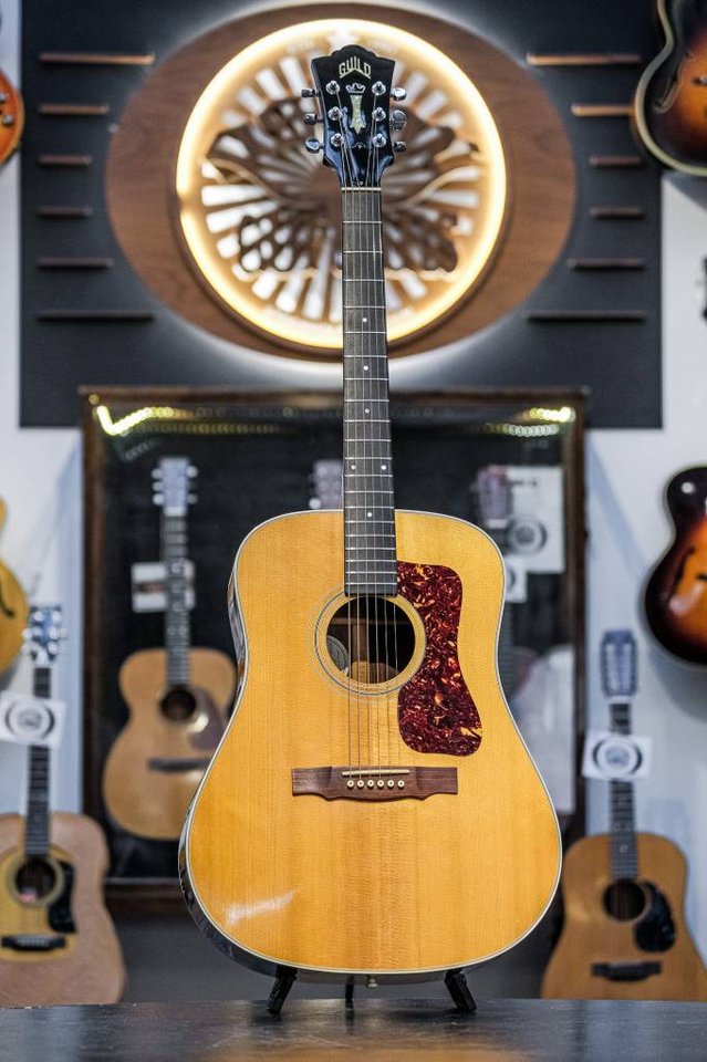 2003 Guild D-50 natural