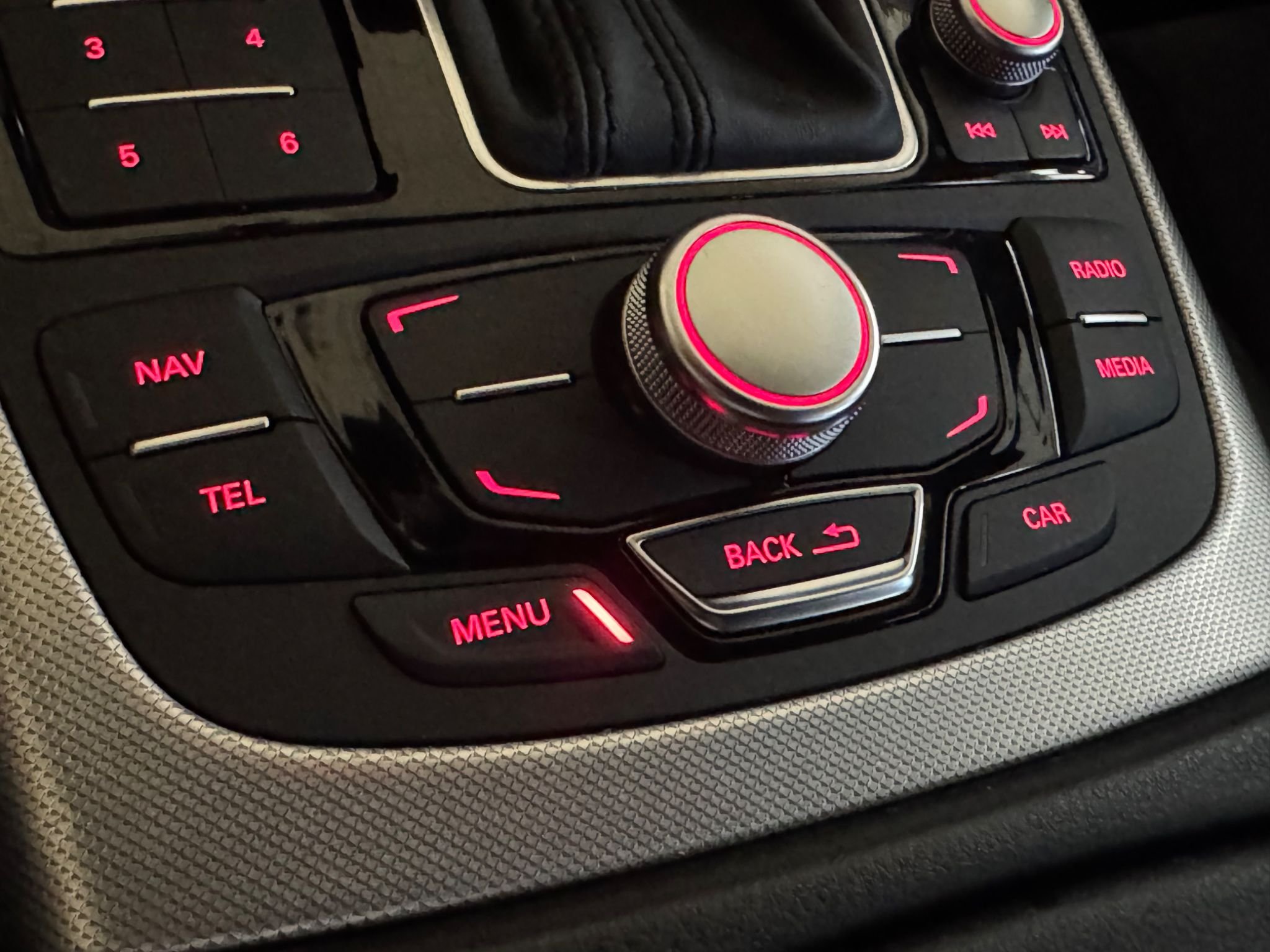 Audi A6 allroad quattro 3.0 TDI V6 DPF quattro S Tronic, 204hk, 2014