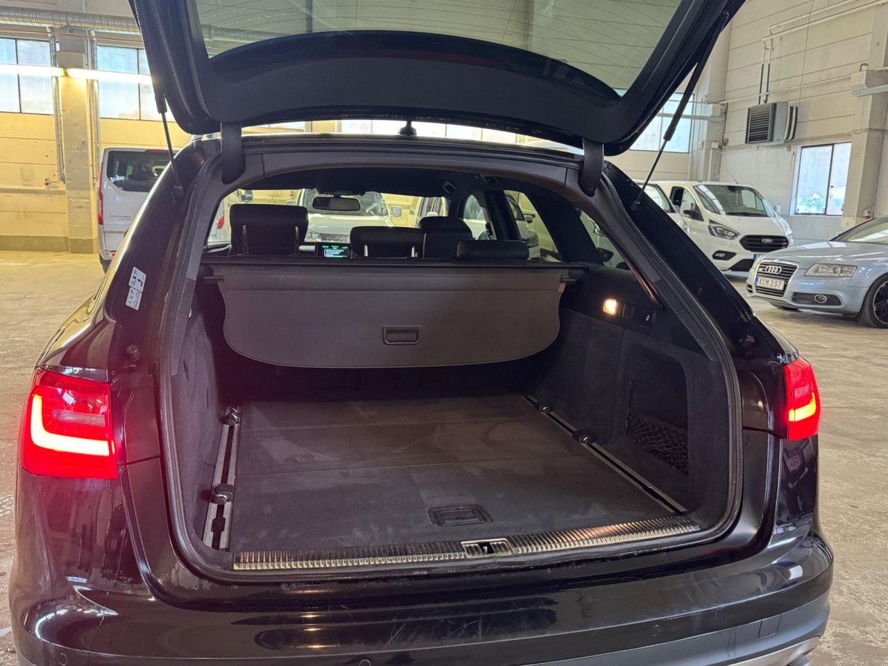 Audi A6 allroad quattro 3.0 TDI V6 DPF quattro S Tronic, 204hk, 2014