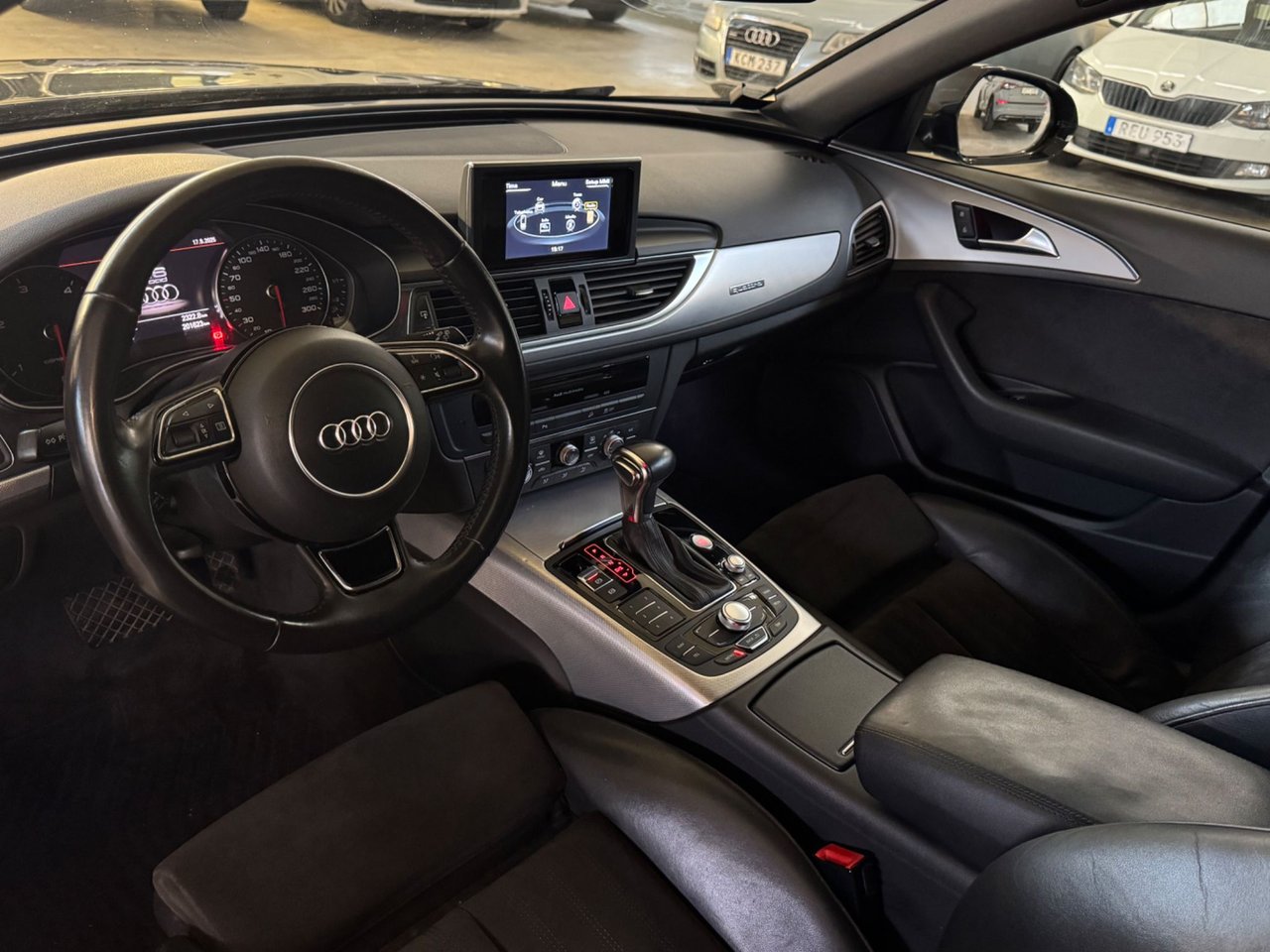 Audi A6 allroad quattro 3.0 TDI V6 DPF quattro S Tronic, 204hk, 2014