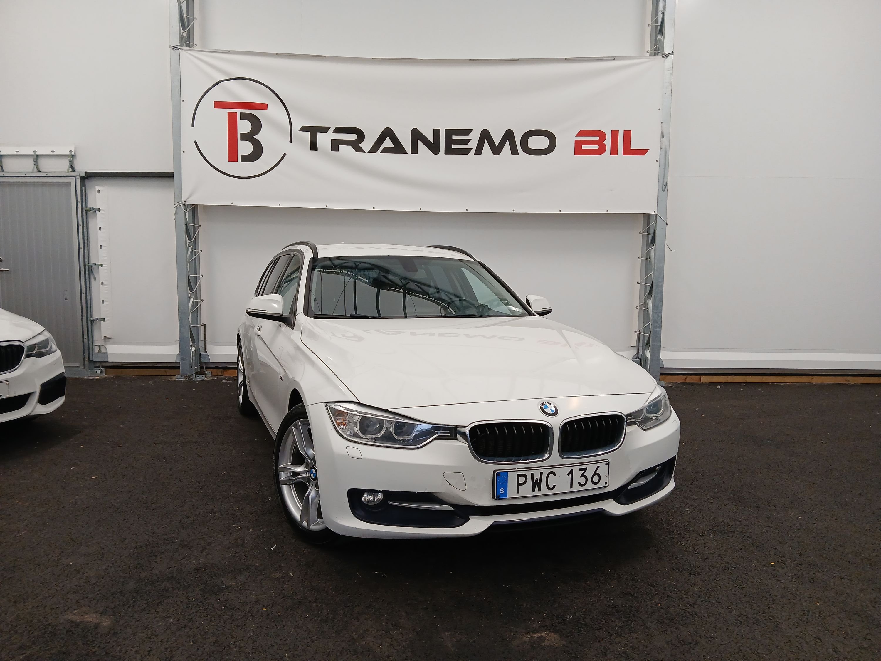 BMW 318d Touring Steptronic, 143hp, 2015