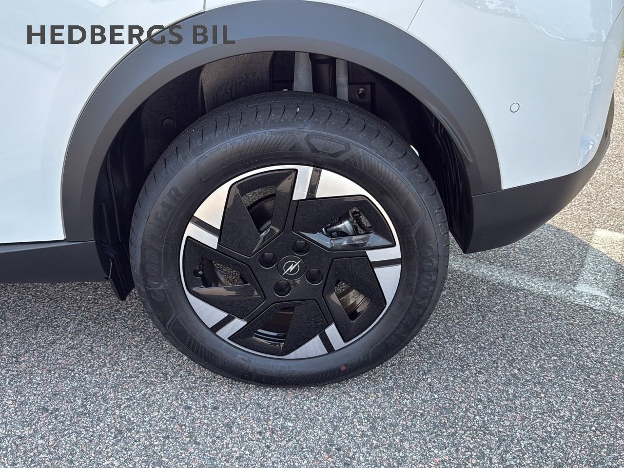 Opel Frontera Electric, 113hk, 2025