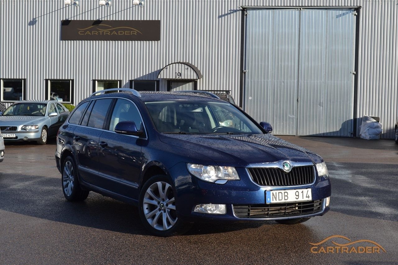 Škoda Superb Kombi 2.0 TDI DSG Sekventiell, 140hk, 2013
