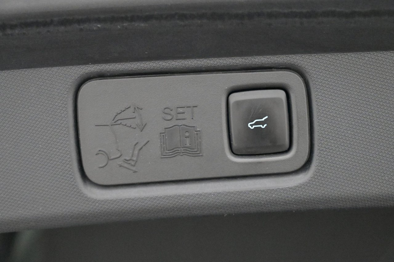 Ford Mustang Mach-E Standard Range AWD, 269ps, 2021