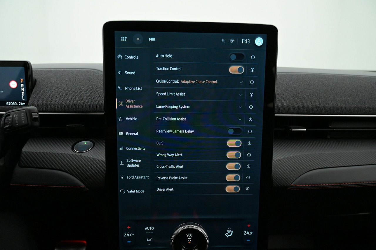 Ford Mustang Mach-E Standard Range AWD, 269ps, 2021