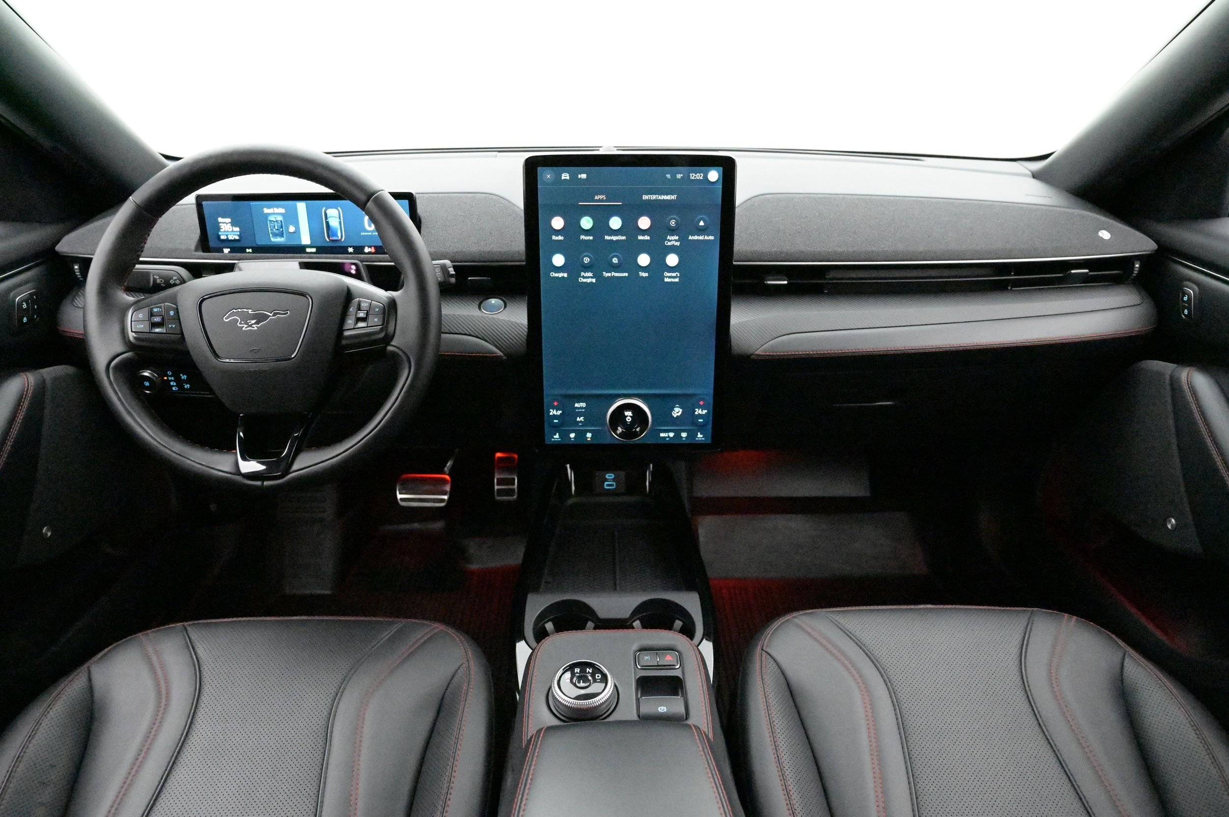 Ford Mustang Mach-E Standard Range AWD, 269ps, 2021